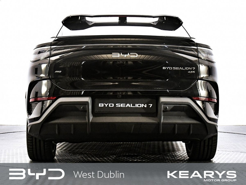 2026 BYD Sealion 7 - image 6
