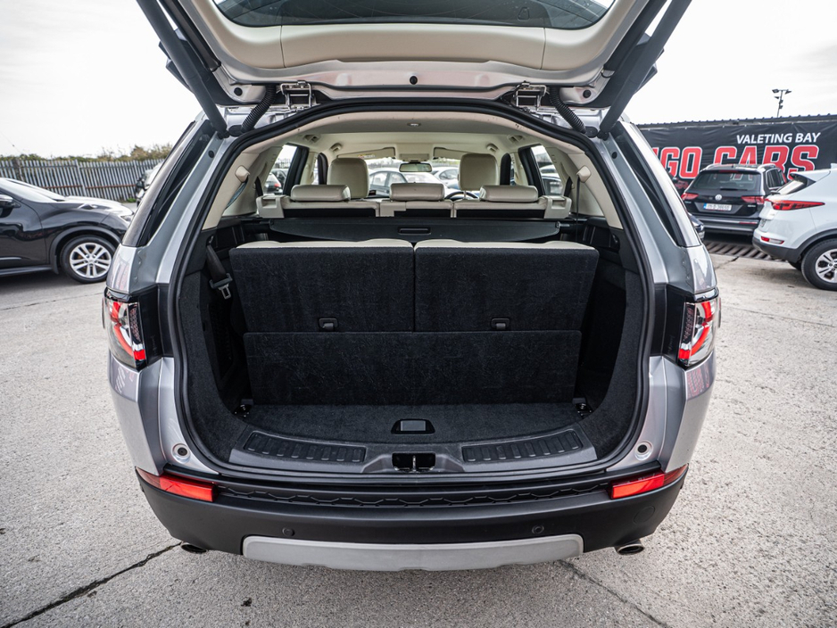2016 Land Rover Discovery Sport - image 39