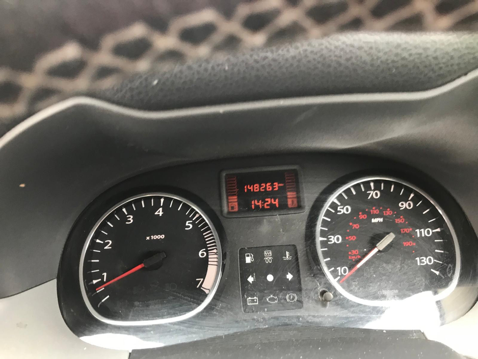 2014 Dacia Duster - image 11