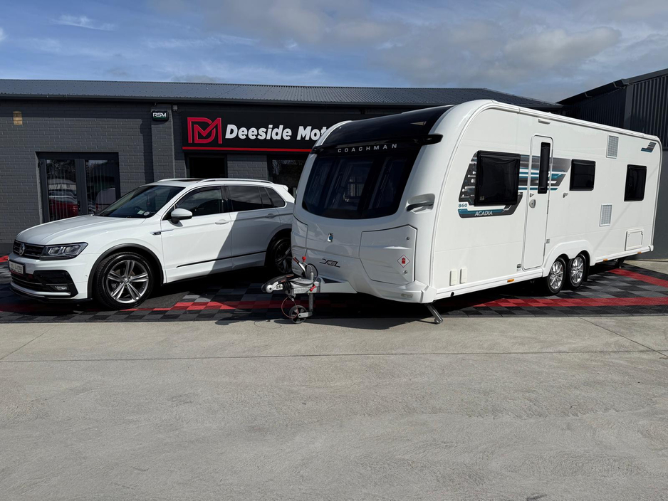 2020 Volkswagen Tiguan - image 3