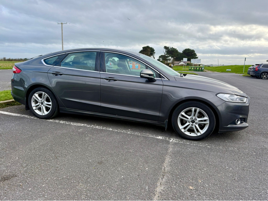 2015 Ford Mondeo - image 4