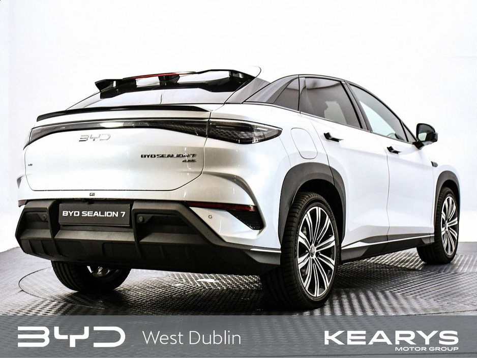 2026 BYD Sealion 7 - image 8