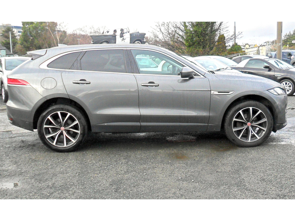 2016 Jaguar F-Pace 2.0 D PORTFOLIO  AUTO.......NCT 09/26........ENGINE REBUILT BY JAGUAR €18,995