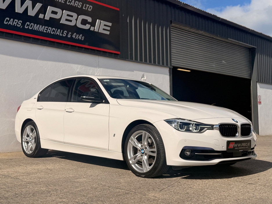 2016 BMW 3 Series - image 17