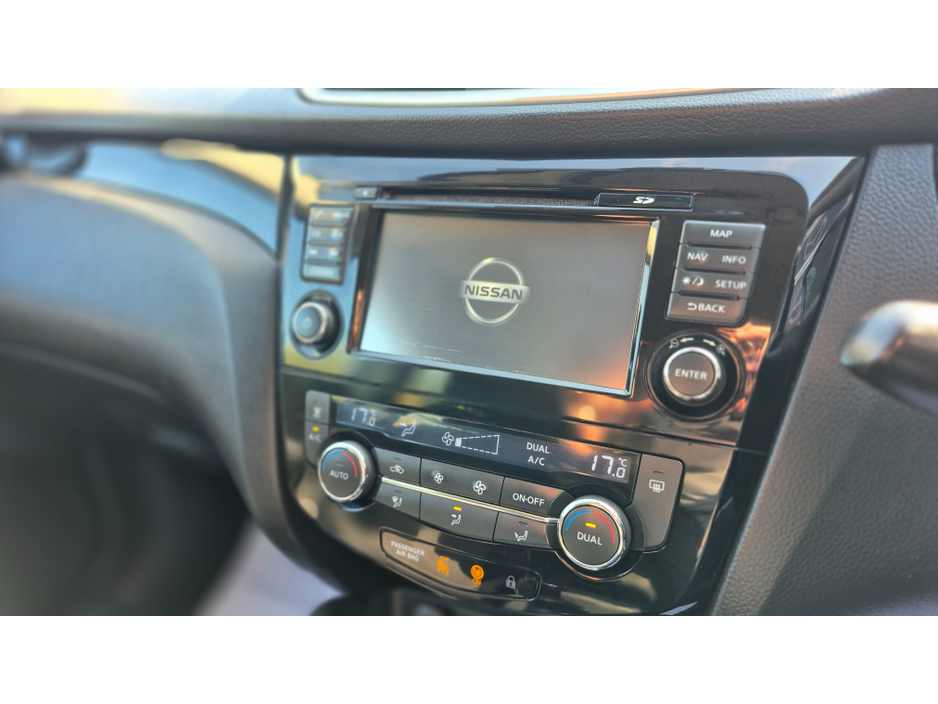 2014 Nissan Qashqai - image 21