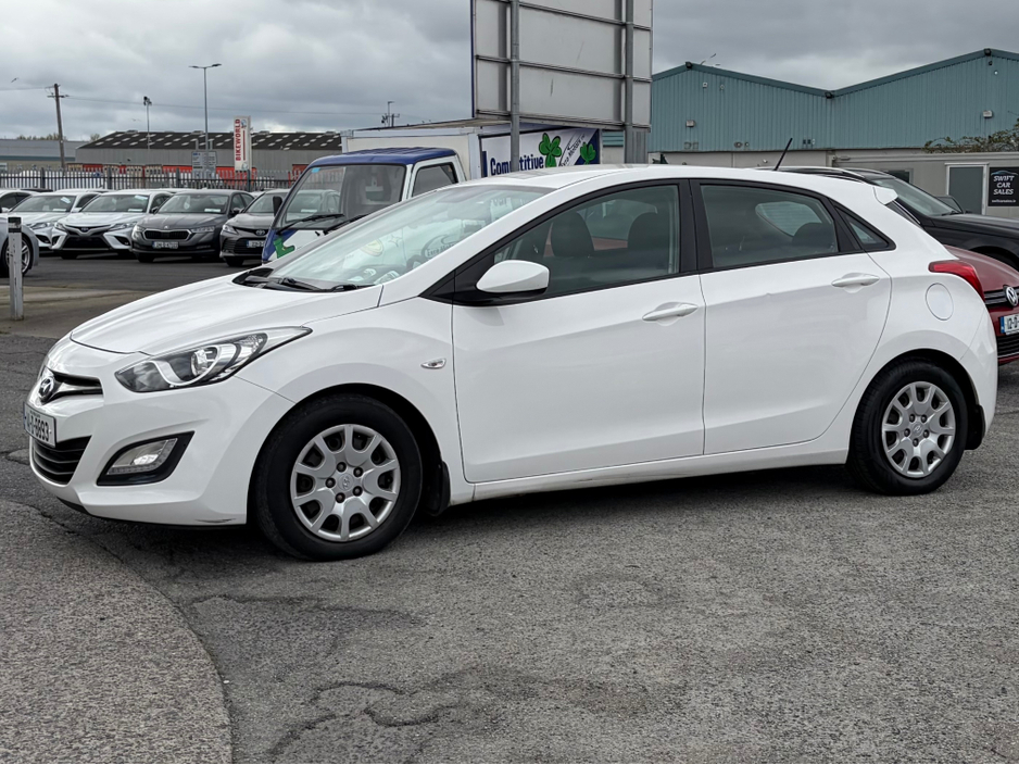 2014 Hyundai i30 - image 3