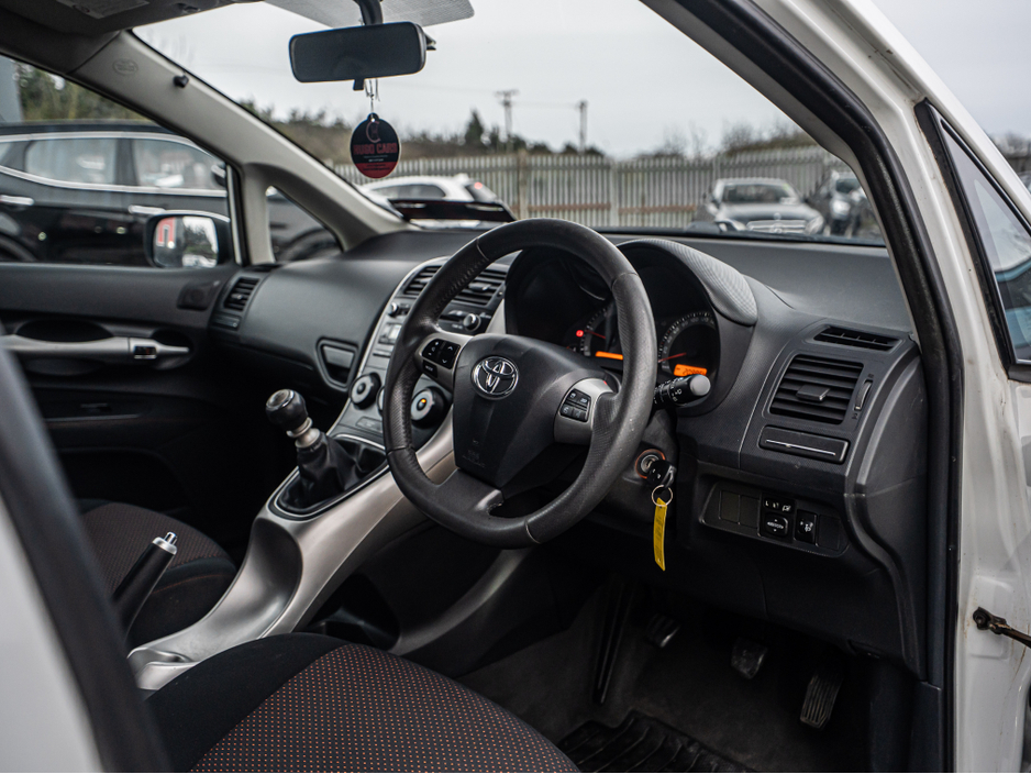 2012 Toyota Auris 2012 Auris 1.4d/New NCT/Irish car/Warranty €5,888