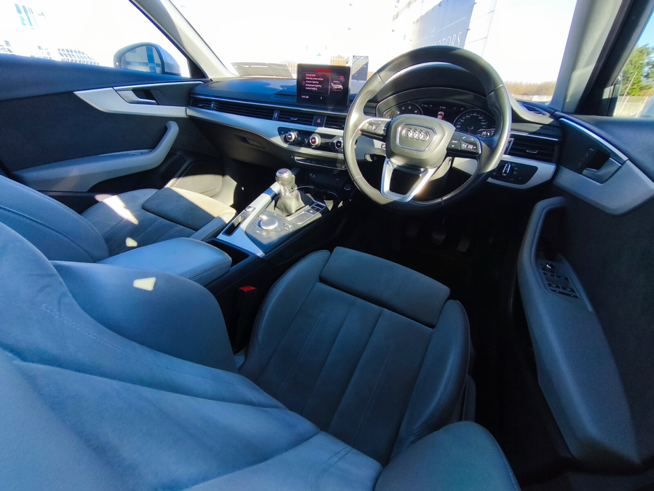 2019 Audi A4 - image 11