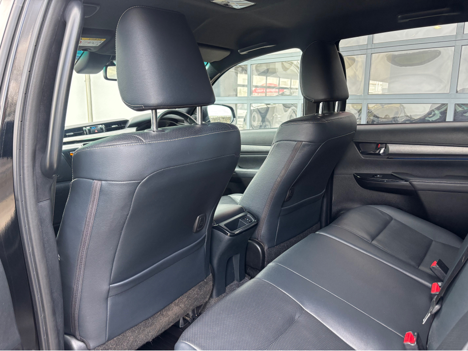 2023 Toyota Hilux INVINCIB X D-4D 4WD INVINCIBLE DCB €44,900