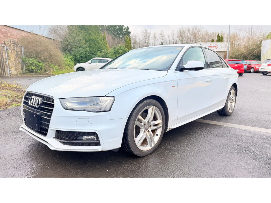 2014 Audi A4 2.0 TFSI 221BHP S TR. QU. S LINE AVANT €14,999