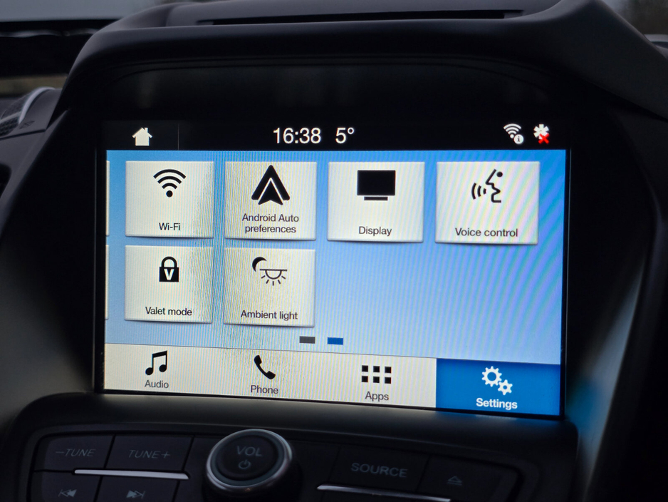 2017 Ford Kuga 2.0TDCI 150PS Titanium €13,950