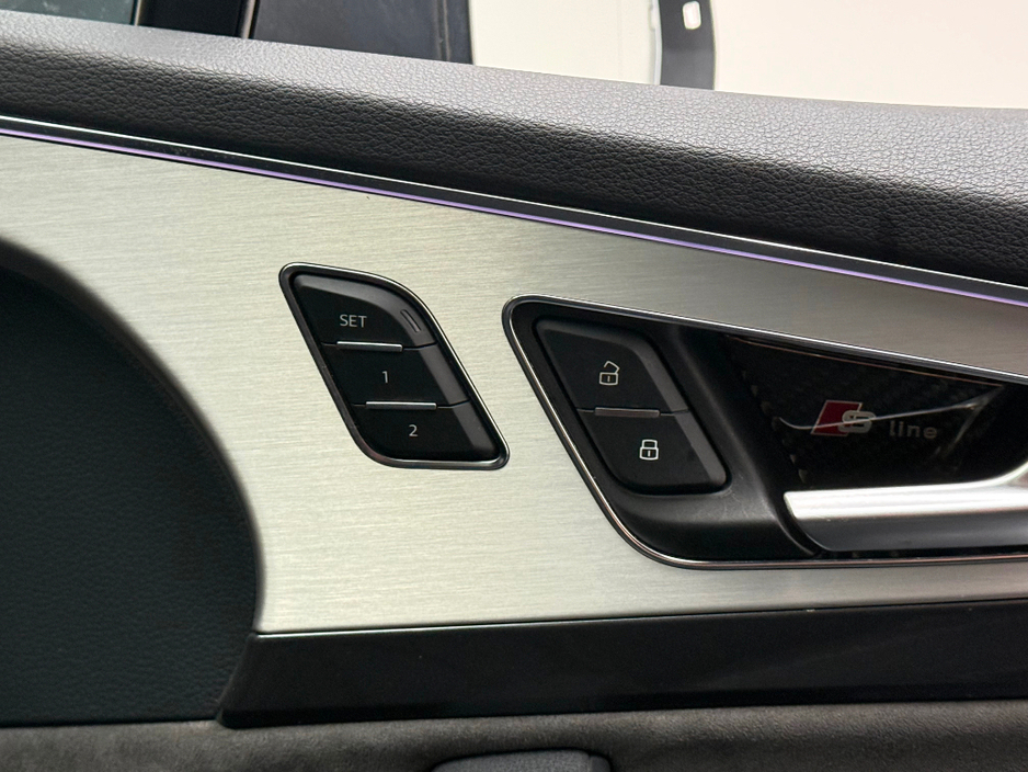 2019 Audi Q7 - image 17