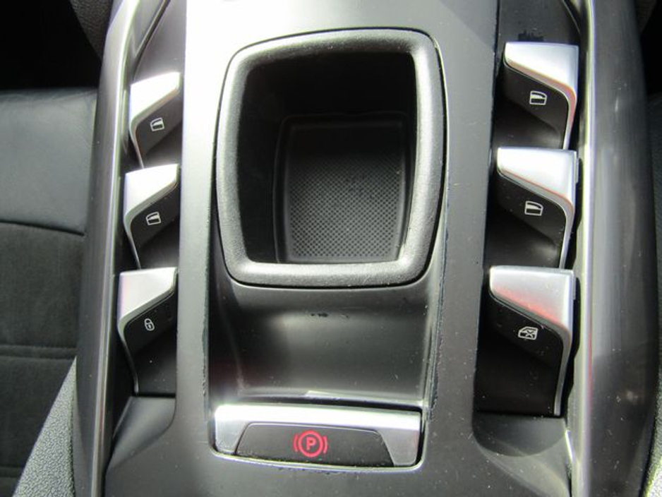 2015 DS Automobiles DS 5 - image 28