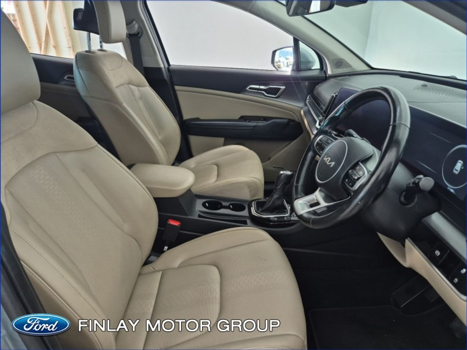 2023 Kia Sportage - image 7