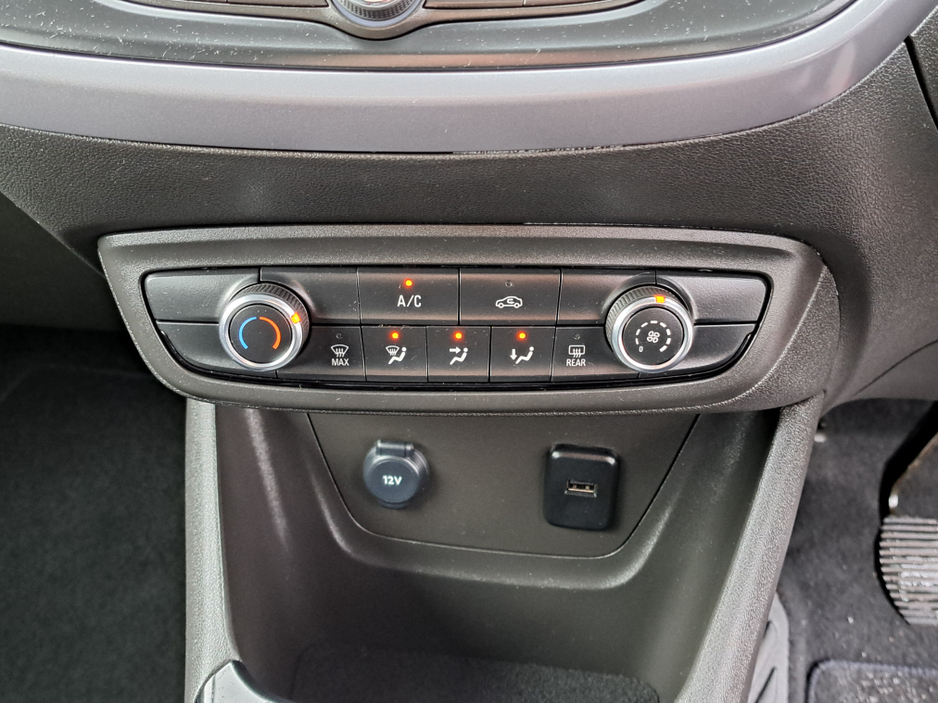 2024 Opel Crossland SC 1.5TD 110BHP **REVERSING CAMERA** €23,950