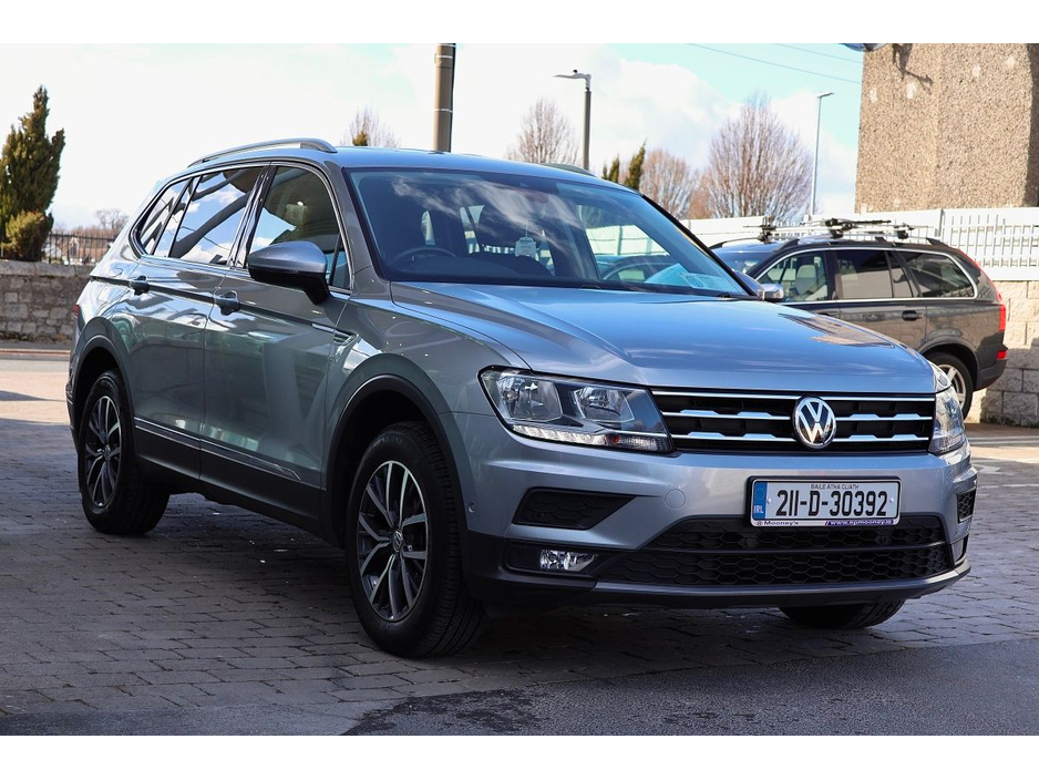 2021 Volkswagen Tiguan - image 6