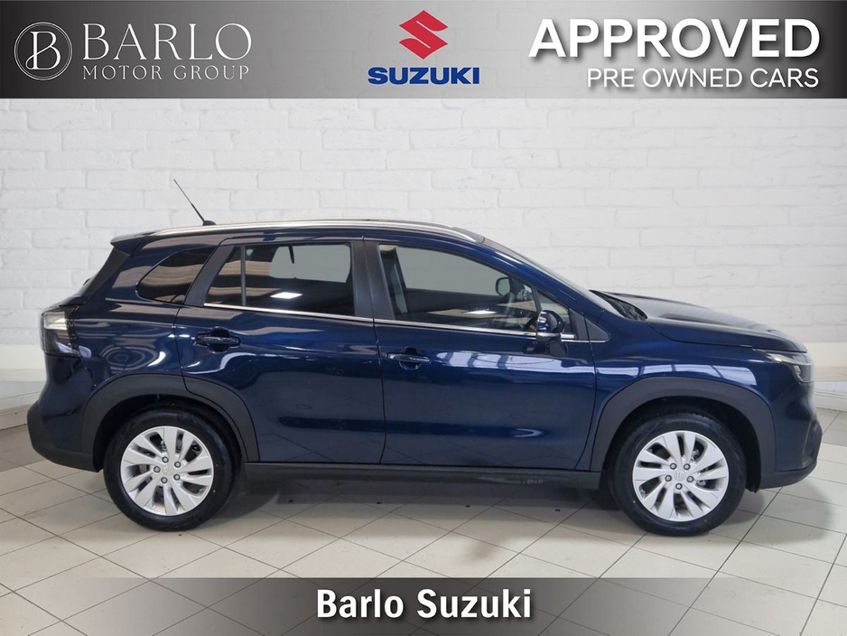 2026 Suzuki S-CROSS 1.4 Motion €33,975