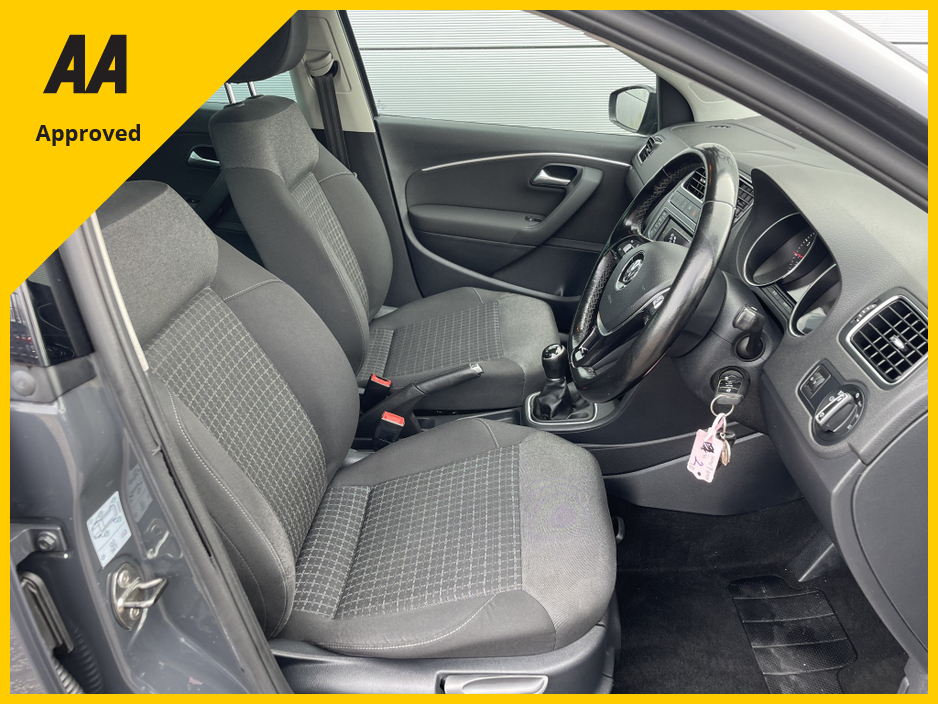 2017 Volkswagen Polo - image 7