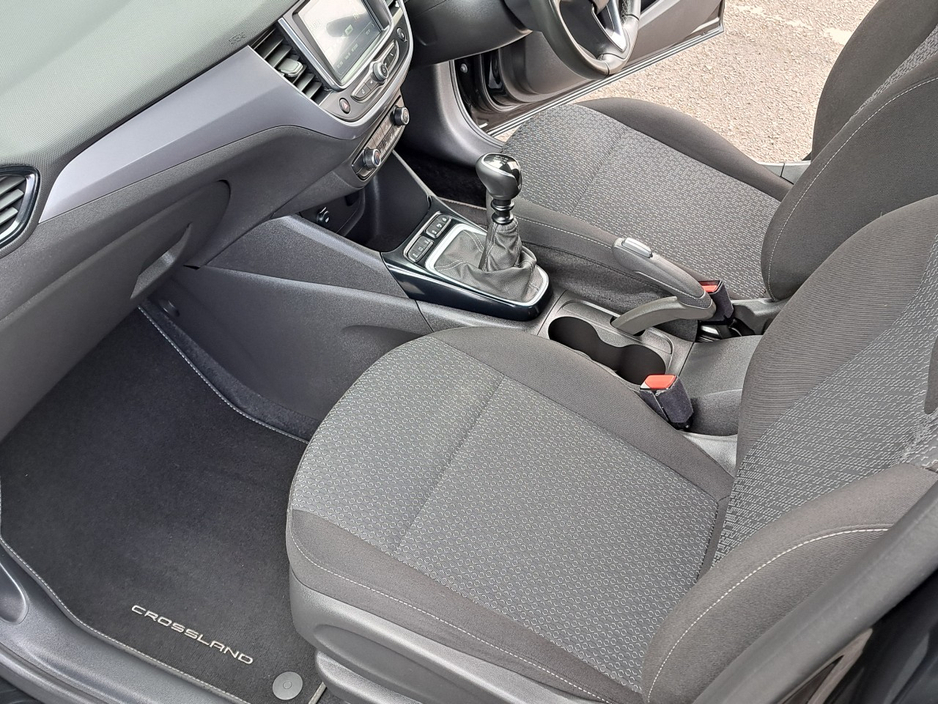 2024 Opel Crossland - image 15