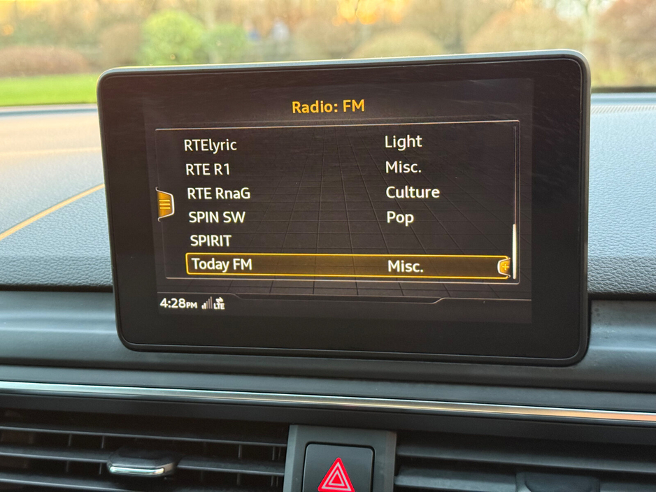 2017 Audi A4 2.0TDI 150HP SE Ultra 18