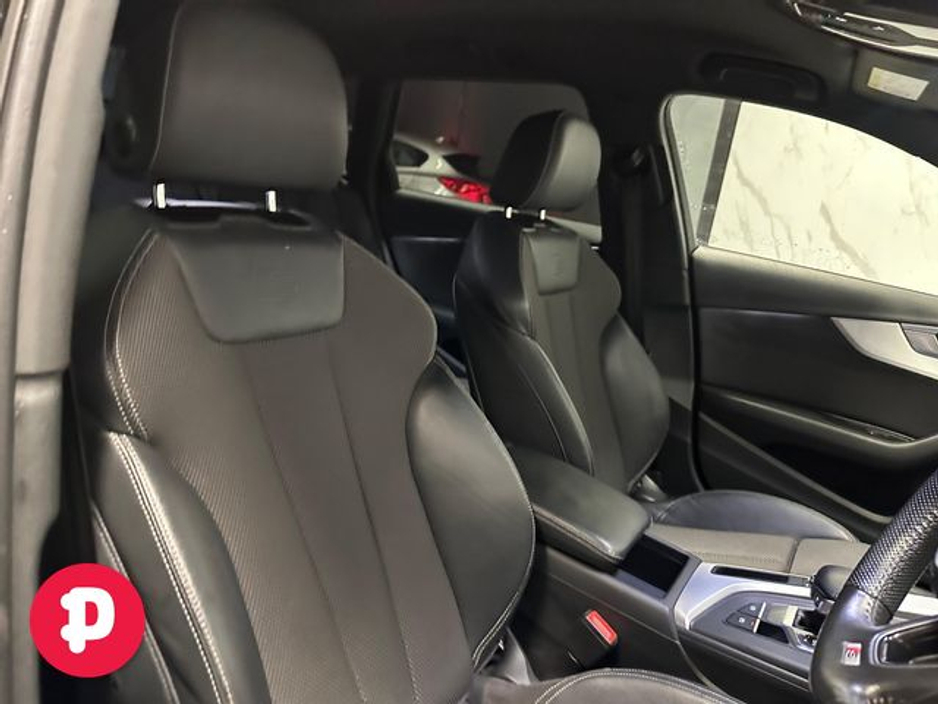 2017 Audi A4 - image 12