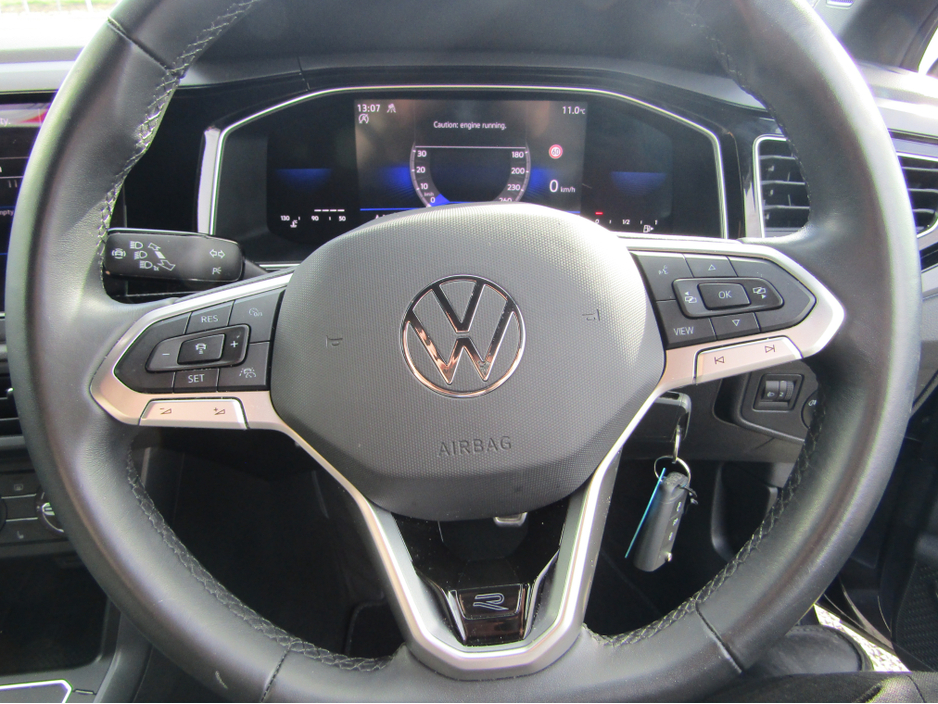 2023 Volkswagen Polo - image 11