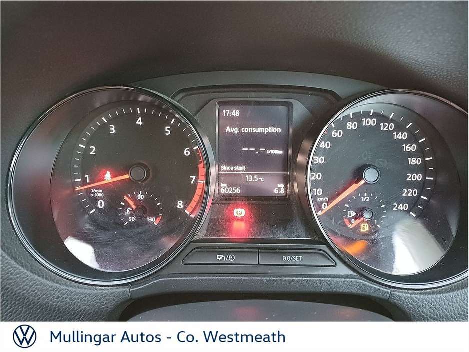 2015 Volkswagen Polo - image 21