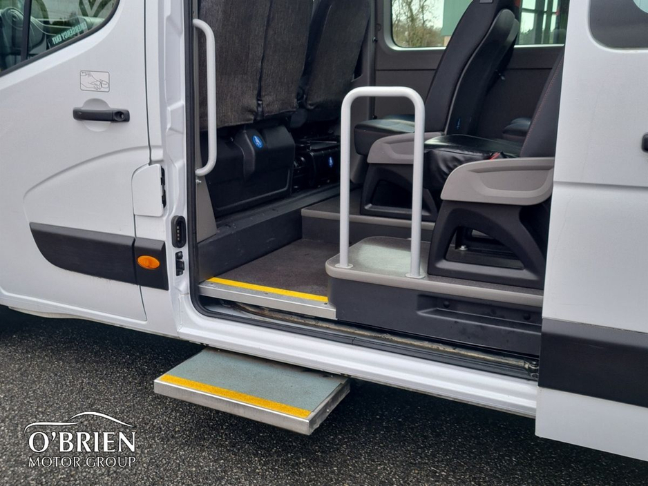 2019 Renault Master - image 15