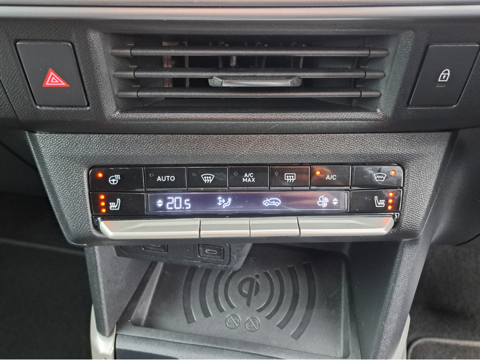 2025 Opel Frontera - image 25