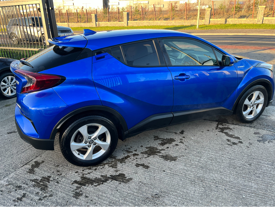 2018 Toyota C-HR 1.8 HUBRID AUTO LOW KMS €17,450