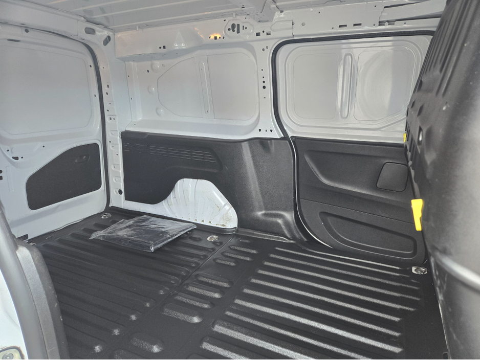 2025 Citroen Berlingo LX PLUS BLUEHDI 100 LWB 1.0T M €21,950