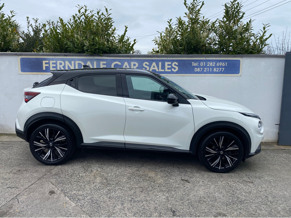 2021 Nissan Juke - image 2