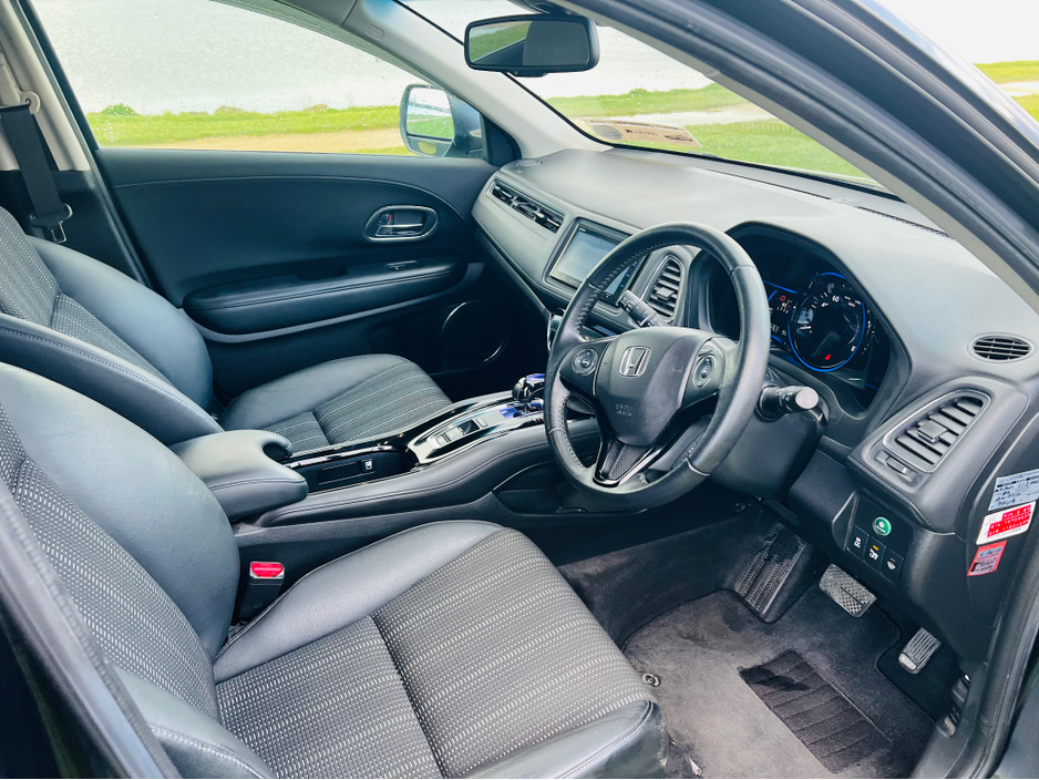 2015 Honda Vezel - image 19