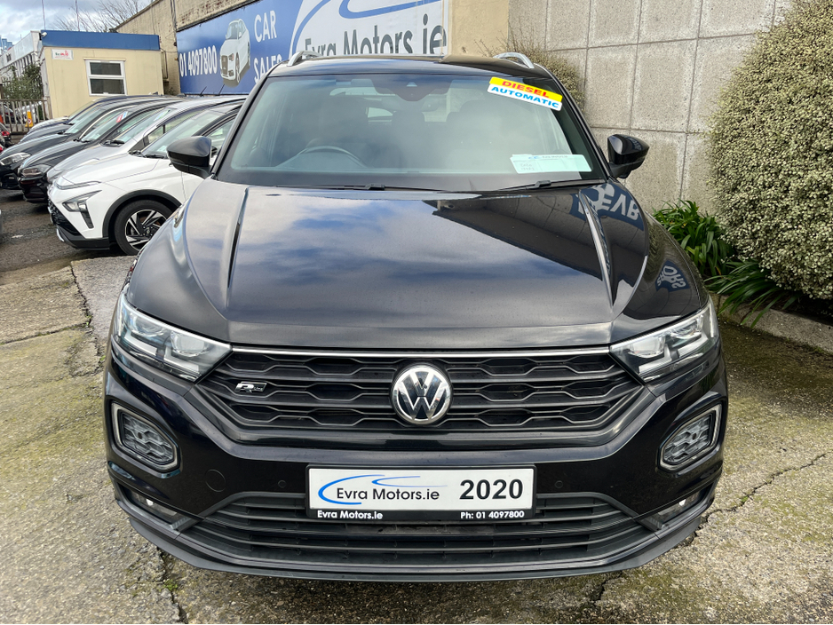 2020 Volkswagen T-Roc R-LINE AUTOMATIC 2.0 DIESEL //HALF LEATHER SEATS//KEYLESS ENRTY//ADAPTIVE CRUISE CONTROL//REVESE CAMERA// €25,950