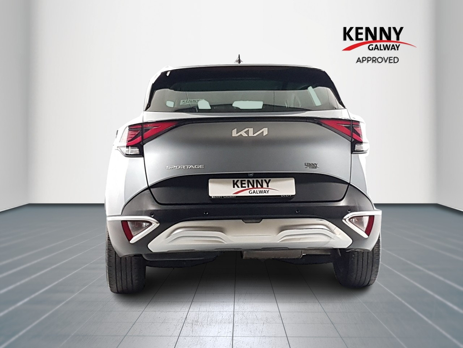 2022 Kia Sportage - image 6