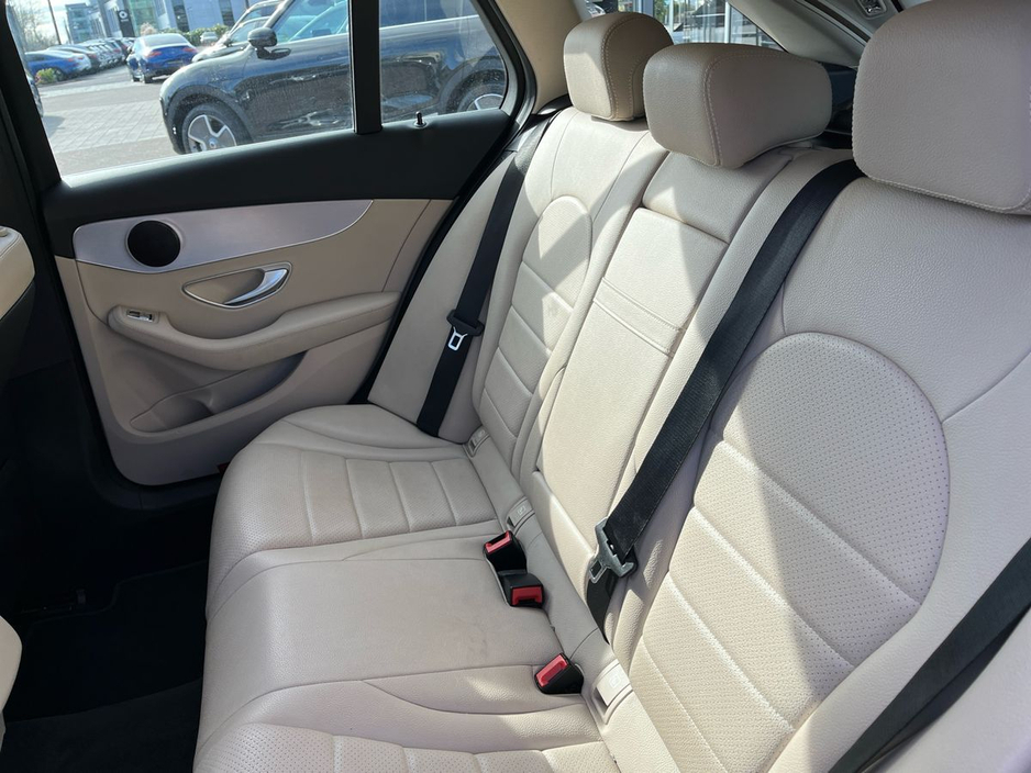 2020 Mercedes-Benz C Class - image 4