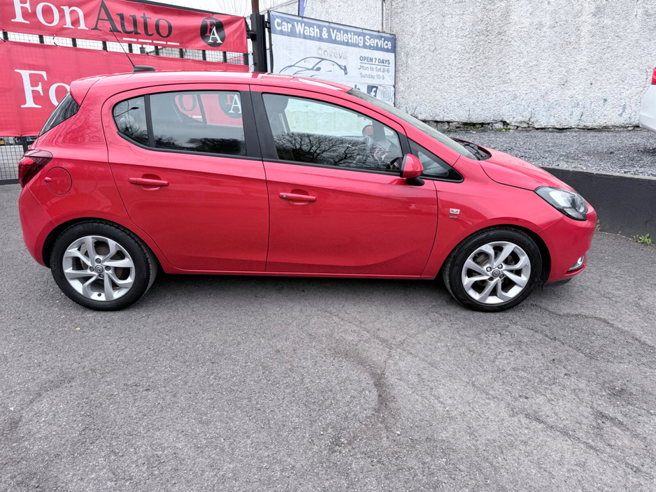 2017 Vauxhall Corsa - image 6