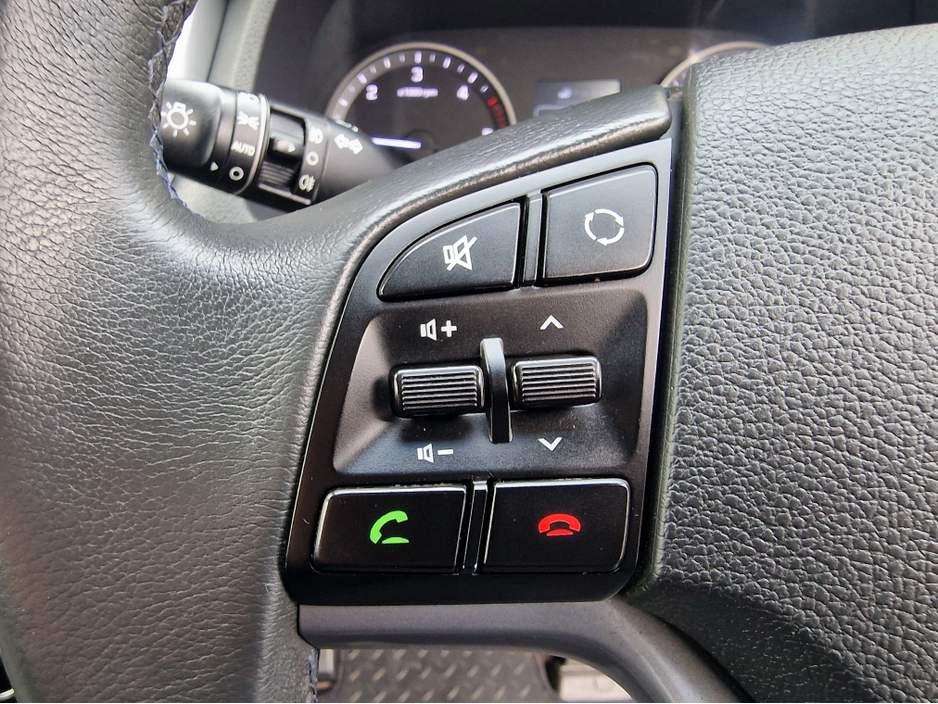 2017 Hyundai Tucson - image 17