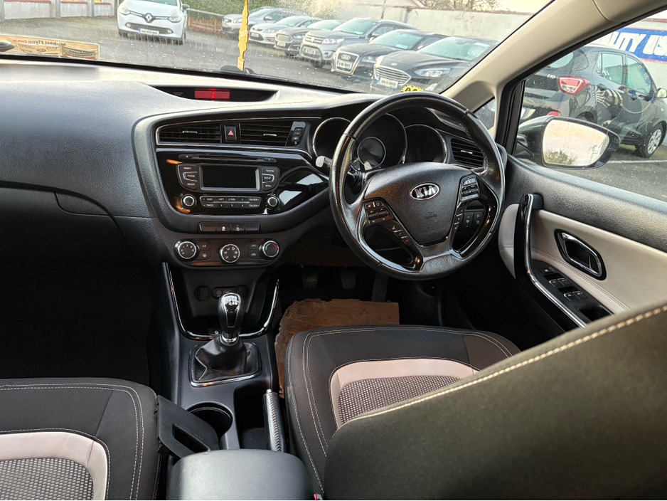 2015 Kia Ceed - image 11