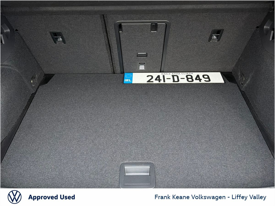 2024 Volkswagen Golf - image 9