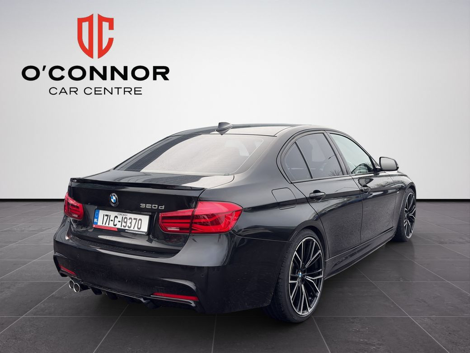 2017 BMW 3 Series - image 6