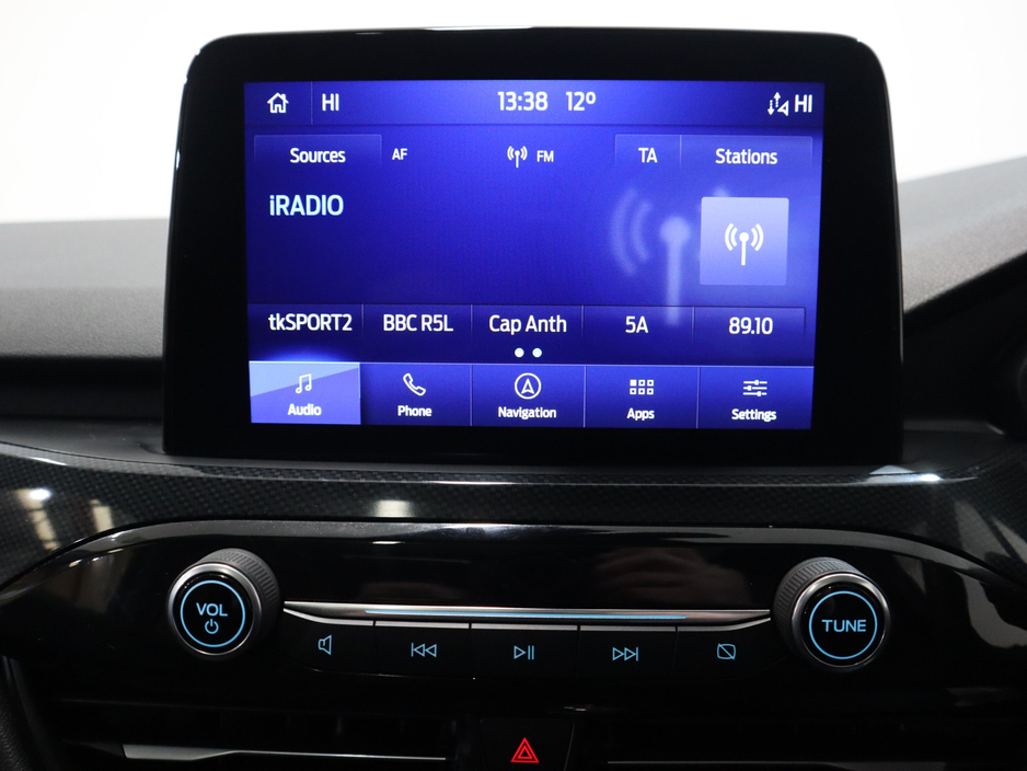 2022 Ford Kuga - image 17