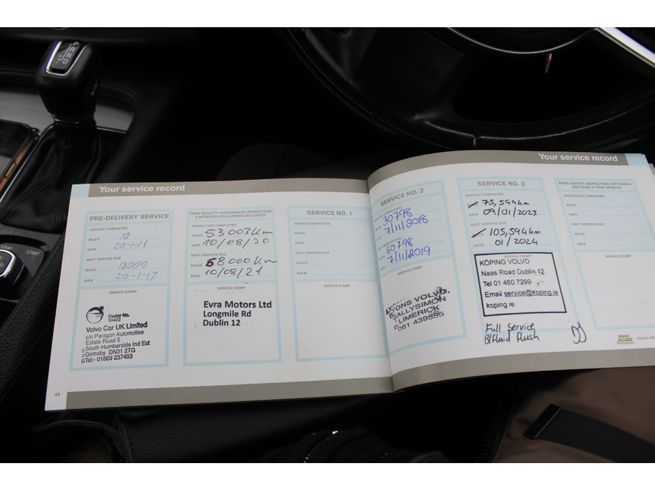 2016 Volvo XC90 - image 13