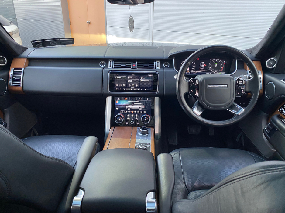 2020 Land Rover Range Rover RANGE ROVER P400e AUTOBIOGRAPHY €53,995