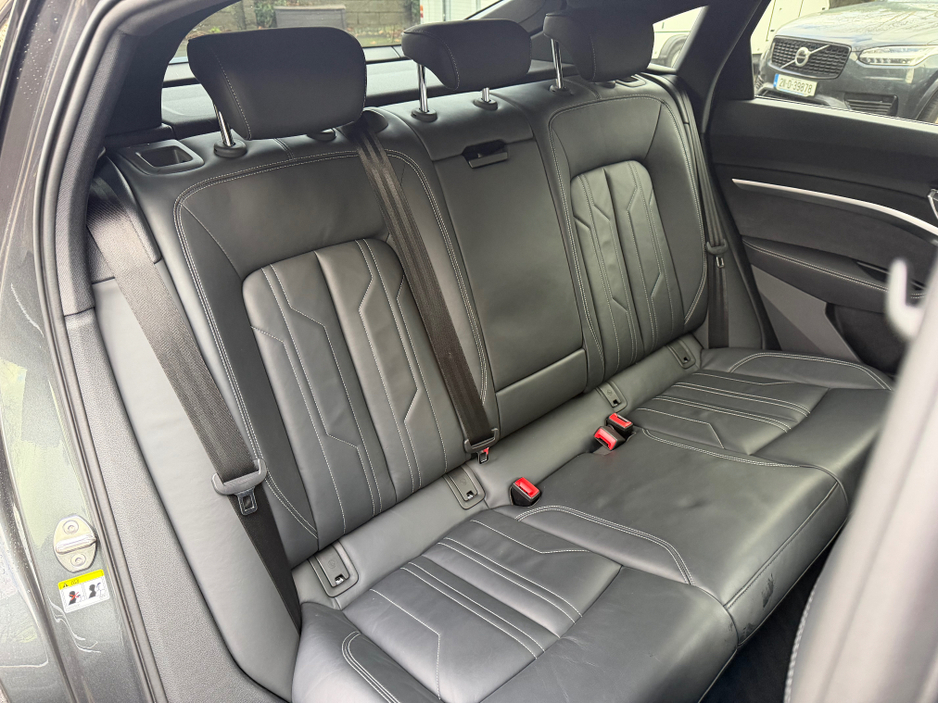 2022 Audi e-tron 55 S LINE QUATTRO COUPE//SUPERB SPEC//VERY LOW MILEAGE//IMMACULATE CONDITION//AUDI HISTORY//SIMI AND AA DEALER €34,450