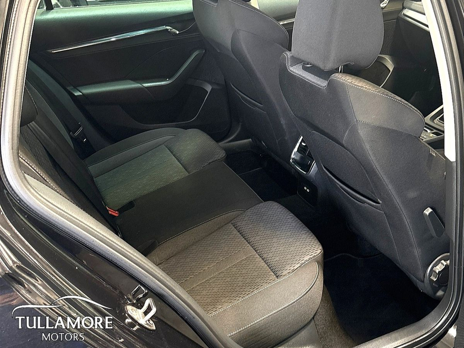 2024 Skoda Octavia - image 16