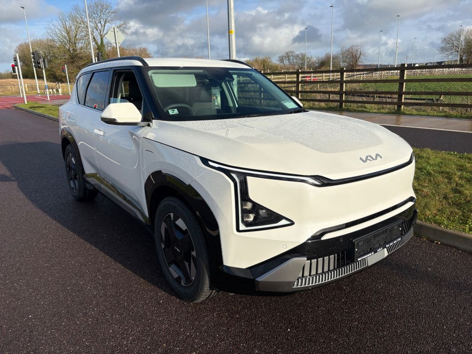 2026 Kia EV5 EV5 EARTH 2, 81KW BATTERY, 7 YEAR WARRANTY, 3 YEAR AA, 0% FINANCE, *3 FREE SEVICES FOR KIA CUSTOMERS* €50,900