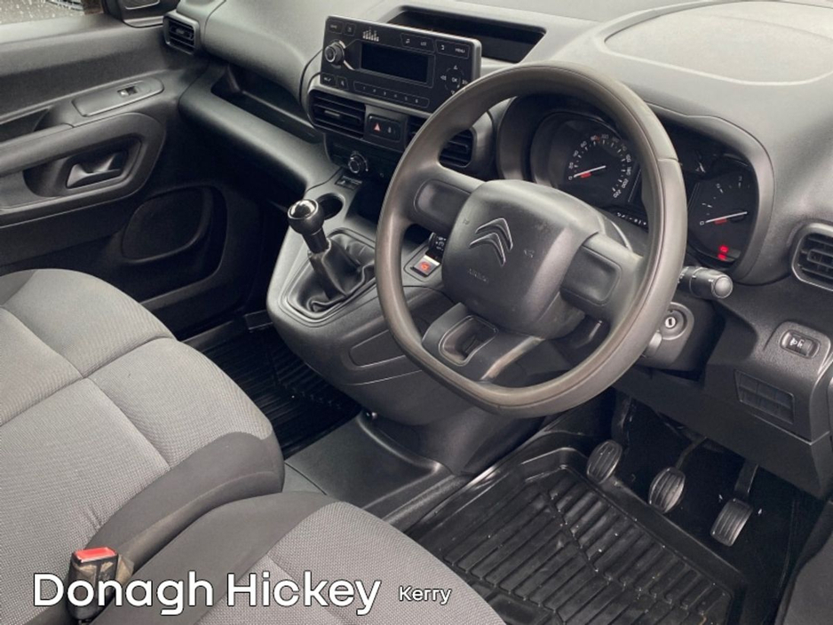 2019 Citroen Berlingo - image 5