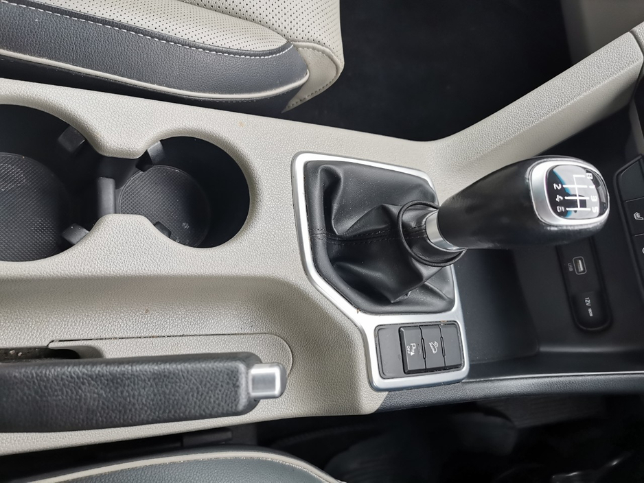 2019 Kia Sportage - image 23