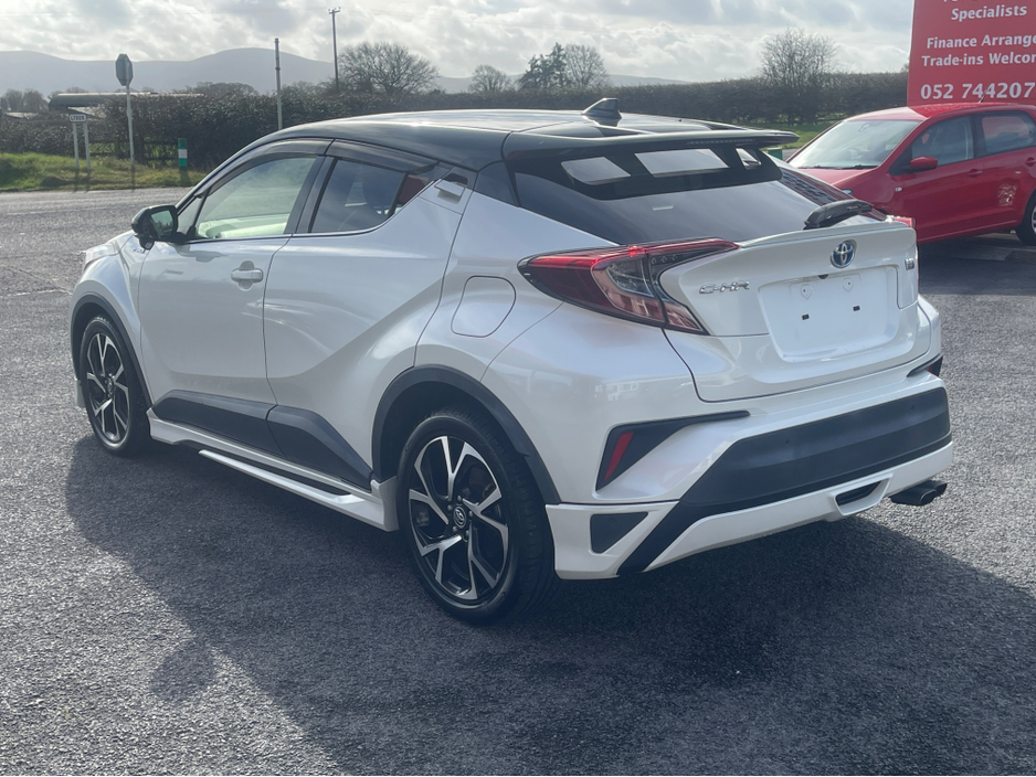 2019 Toyota C-HR - image 5